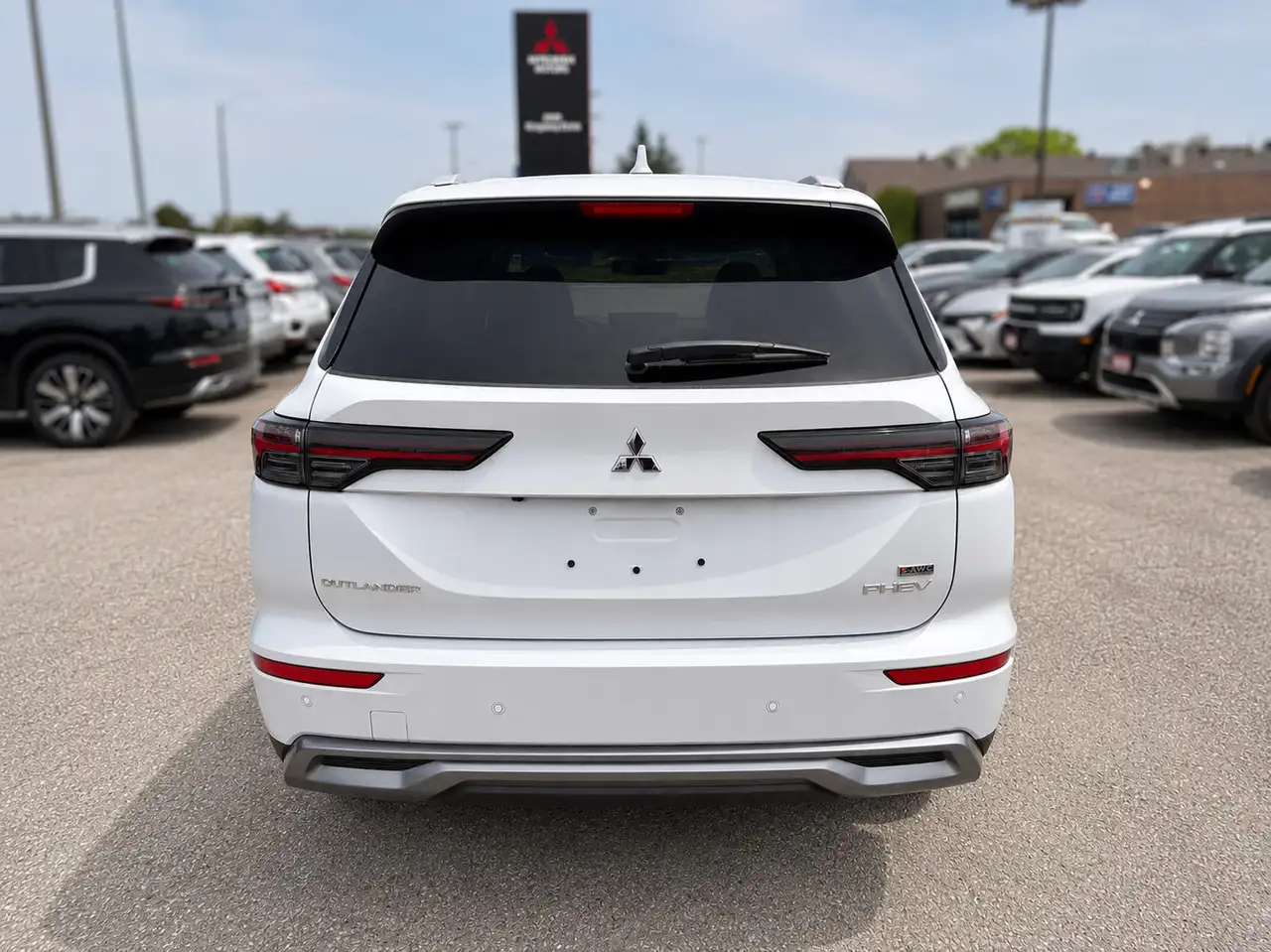 Mitsubishi Outlander photo Mitsubishi Outlander