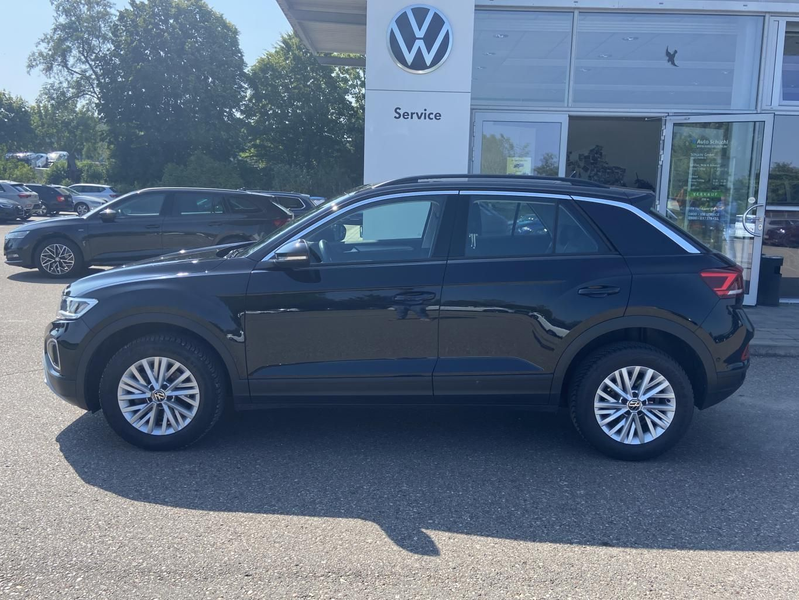 Volkswagen T-Roc 1.5 TSI DSG LIFE AHK+APP-CONNECT+VIRTUAL-C — photo 2