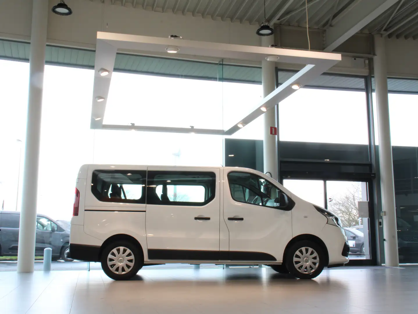 Renault Trafic Minibus 1.6DCI 9ZITPL *SENSOREN A*ECO-MODE* Blanc - 2