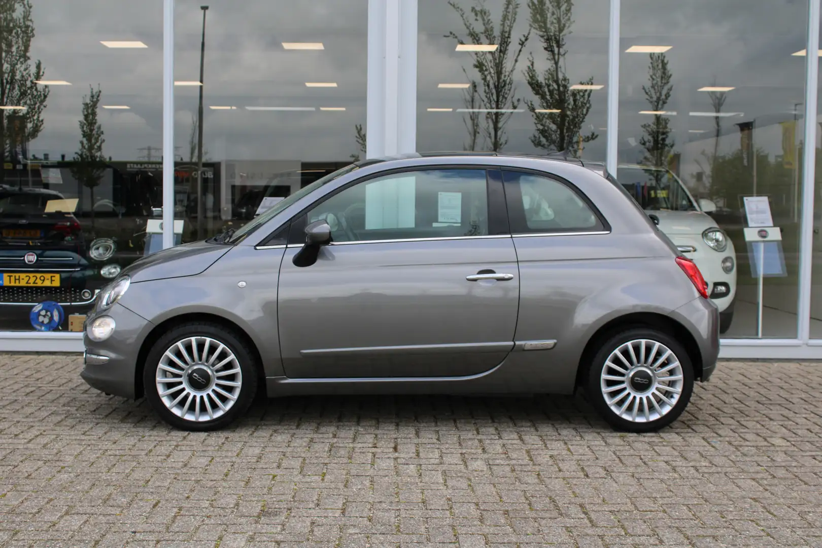 Fiat 500 TwinAir Turbo Lounge | 16" Velgen | Climate Contro Gris - 2