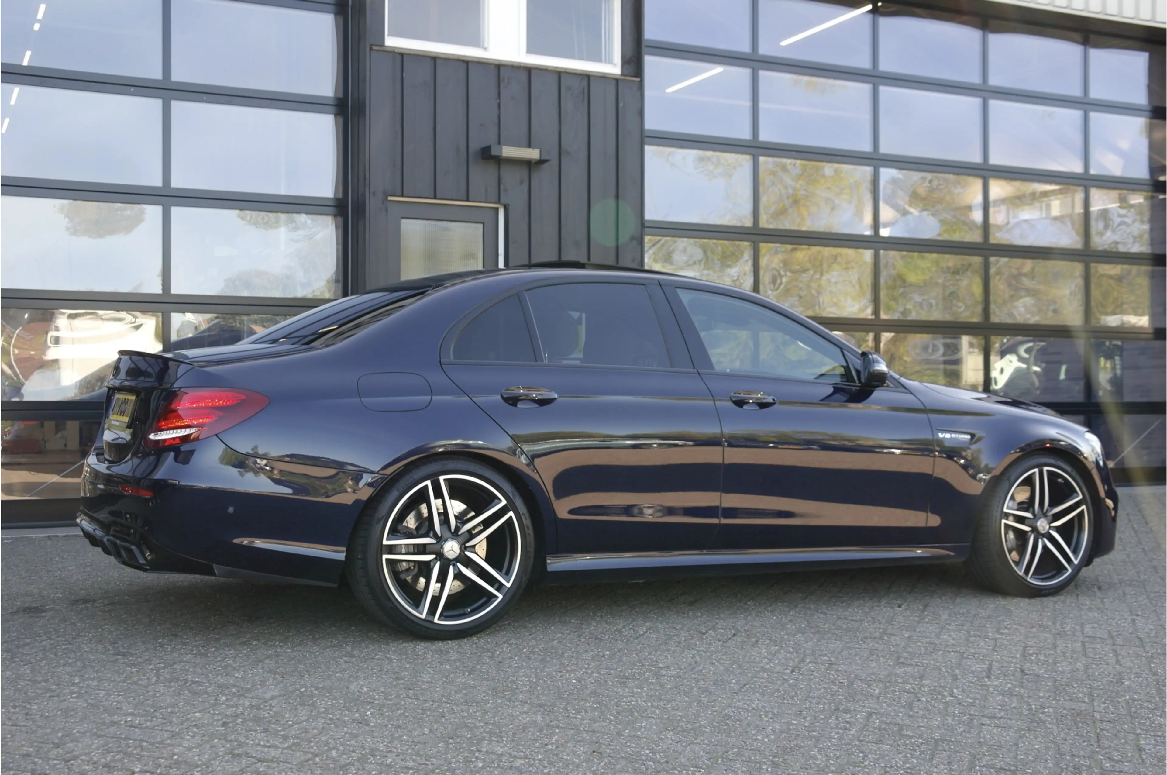 Mercedes-Benz E 63 AMG 4MATIC 572 PK Premium Plus | Dealer Onderhouden | — photo 3