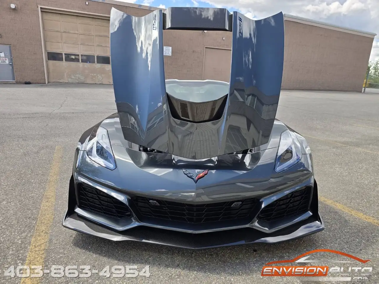 Chevrolet Corvette снимка Chevrolet Corvette