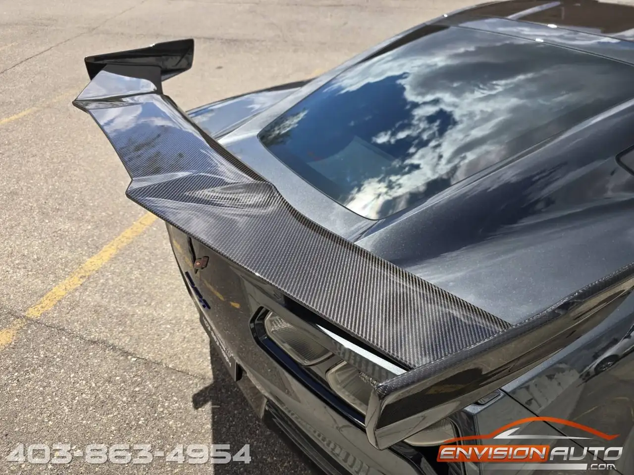 Chevrolet Corvette снимка Chevrolet Corvette