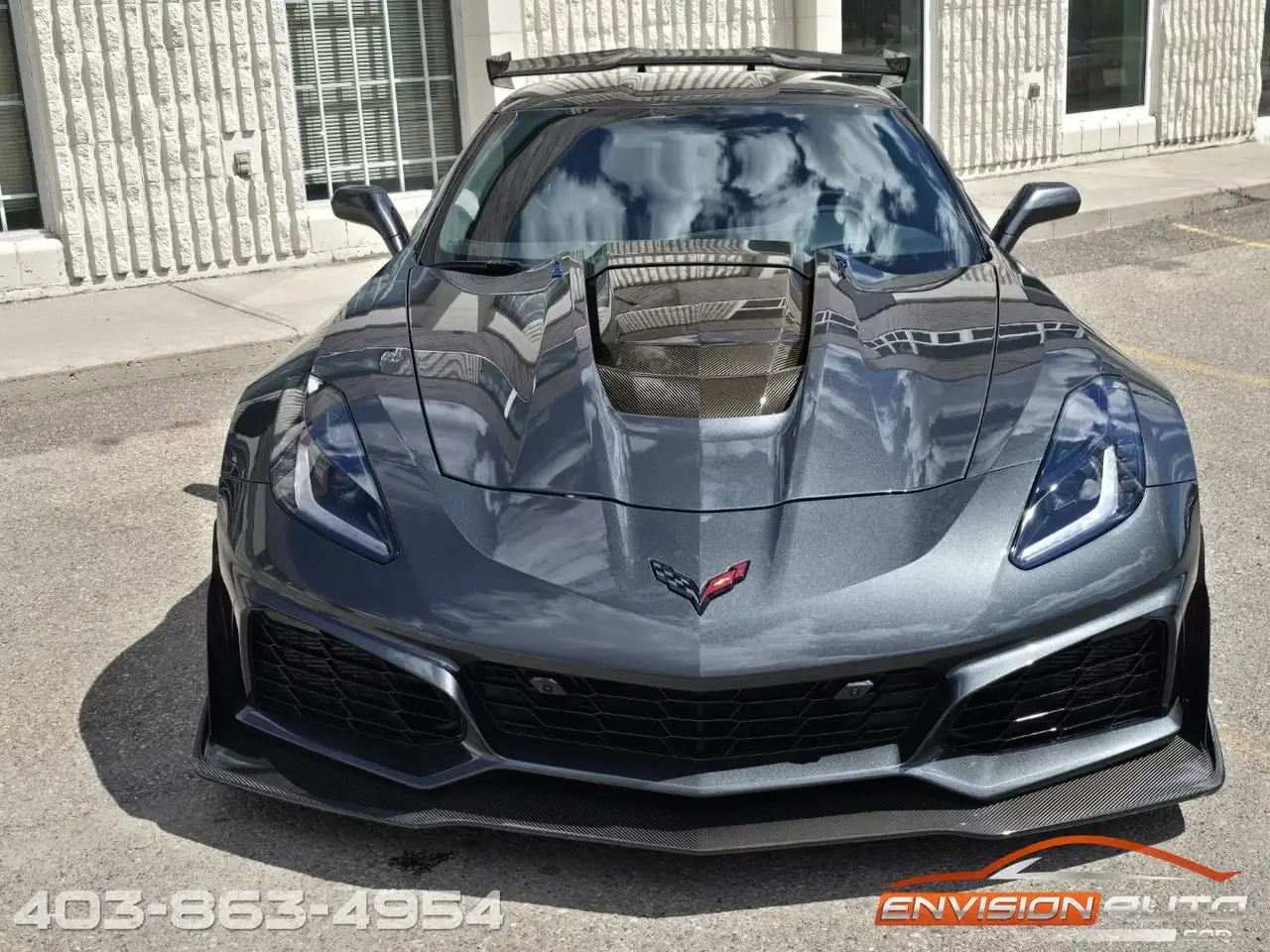 Chevrolet Corvette снимка Chevrolet Corvette