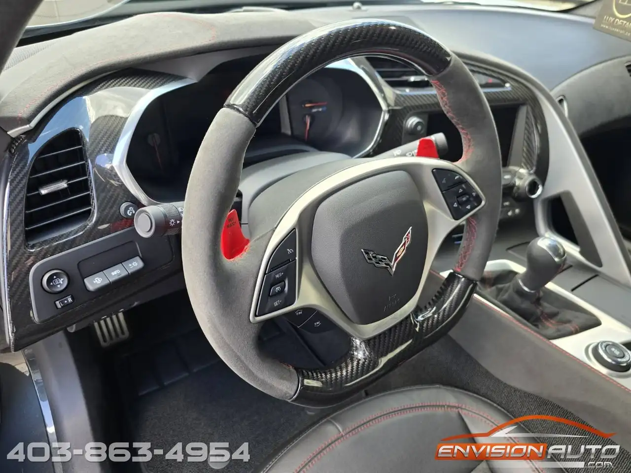 Chevrolet Corvette снимка Chevrolet Corvette