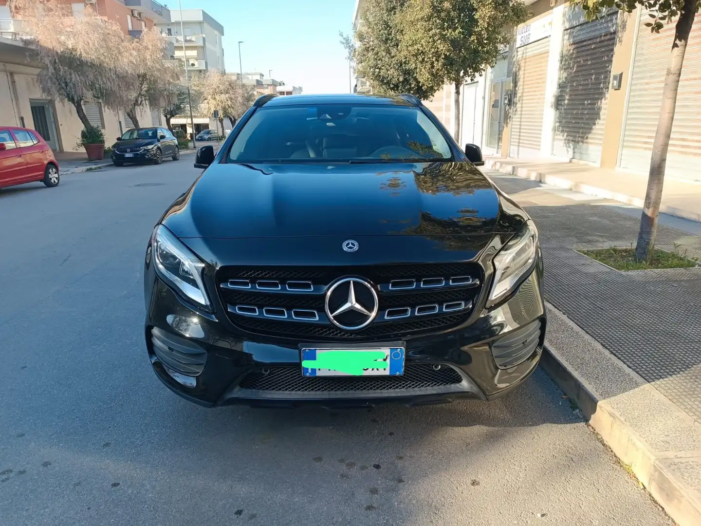 Mercedes-Benz GLA 200 GLA 200 d Night Edition auto Black - 1