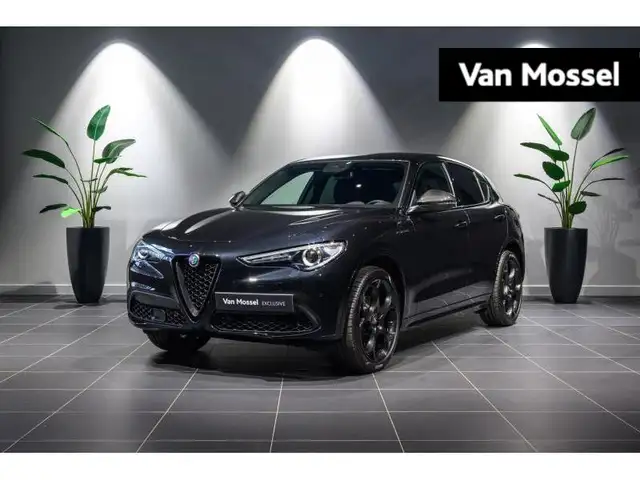 Alfa Romeo Stelvio Estrema