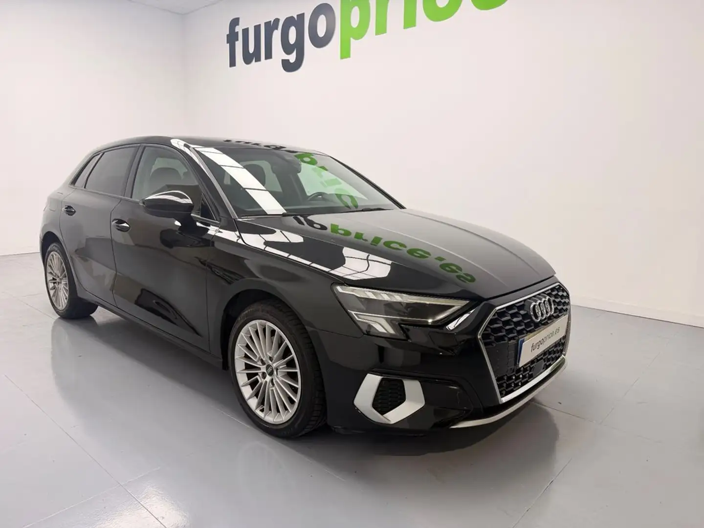 Audi A3 Sportback 30TDI Black line S tronic Negro - 1