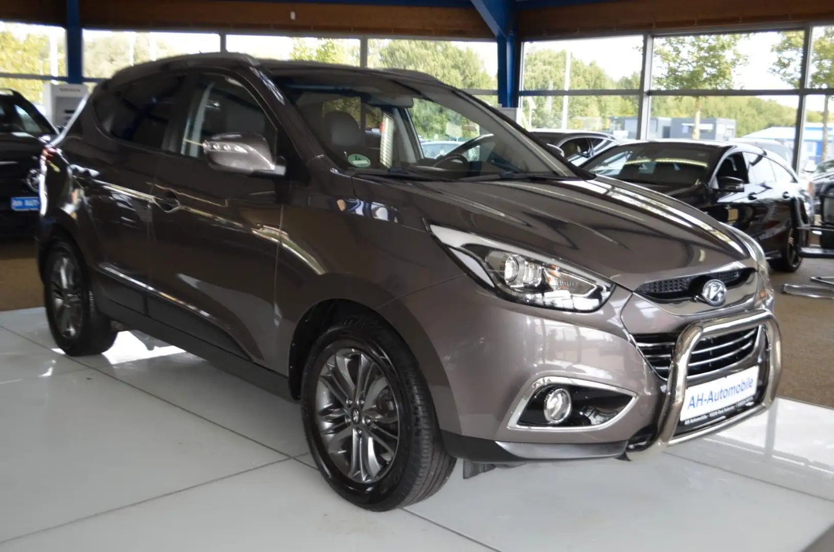 Hyundai iX35 FIFA World Cup Edition 2WD Braun - 2