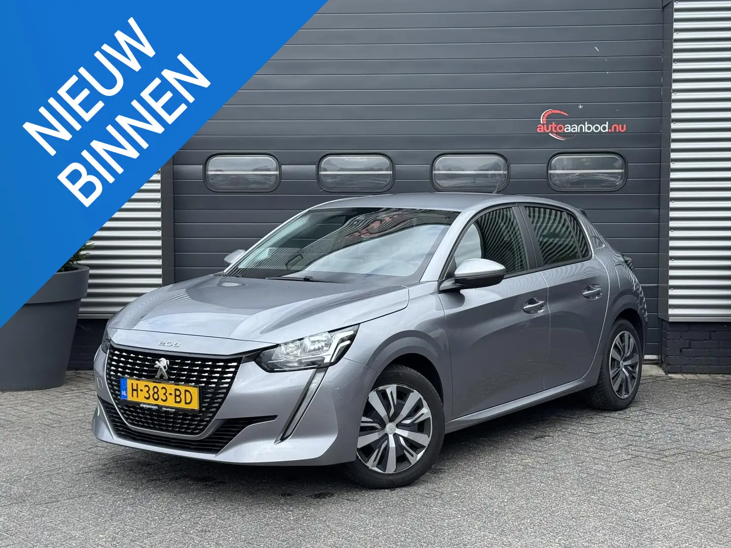 Peugeot 208 1.2 PureTech Blue Lease Active | Navigatie | Clima Grijs - 1