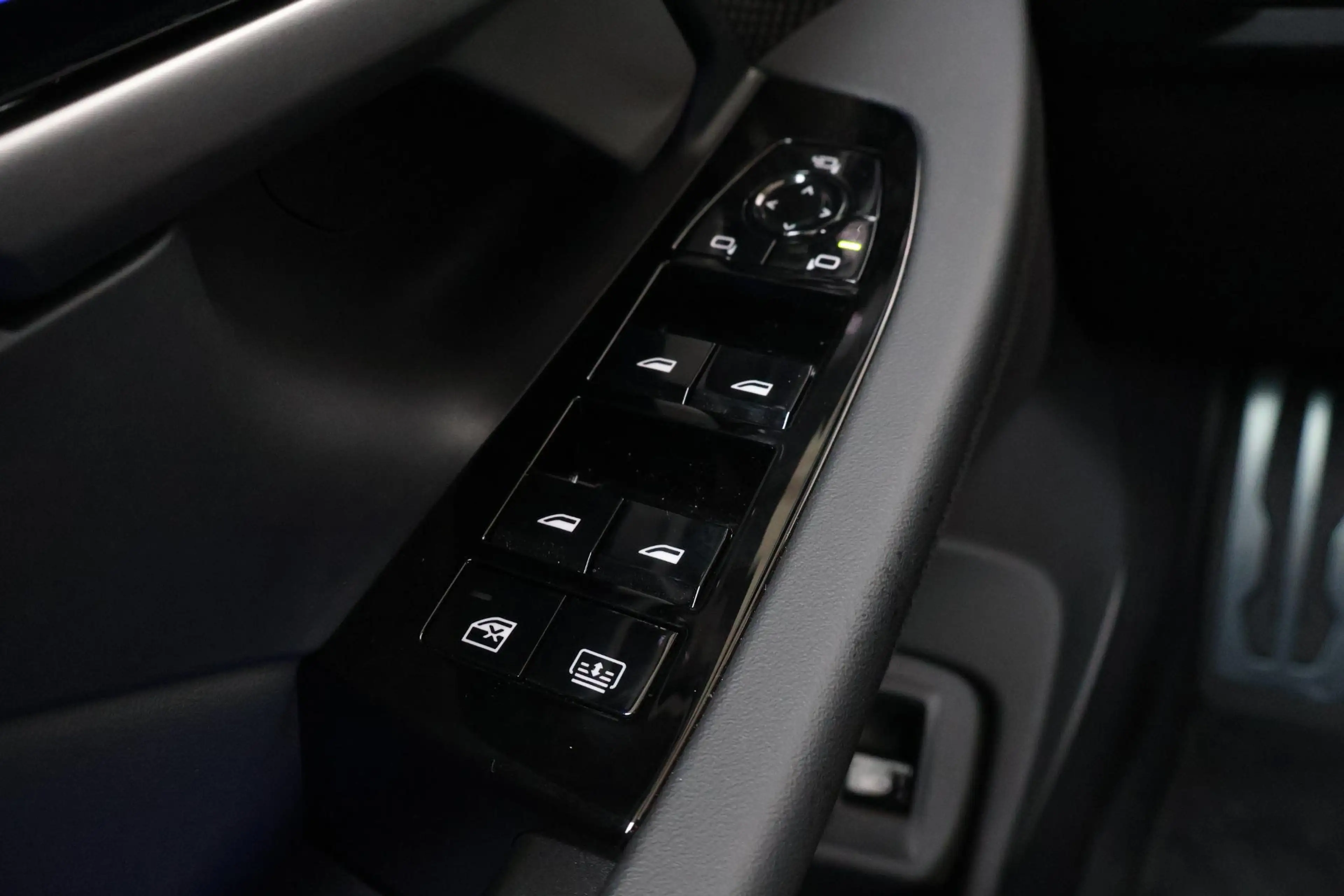 BMW M5 5 Serie Sedan M-Driverspack / Trekhaak / Panoramad — photo 15