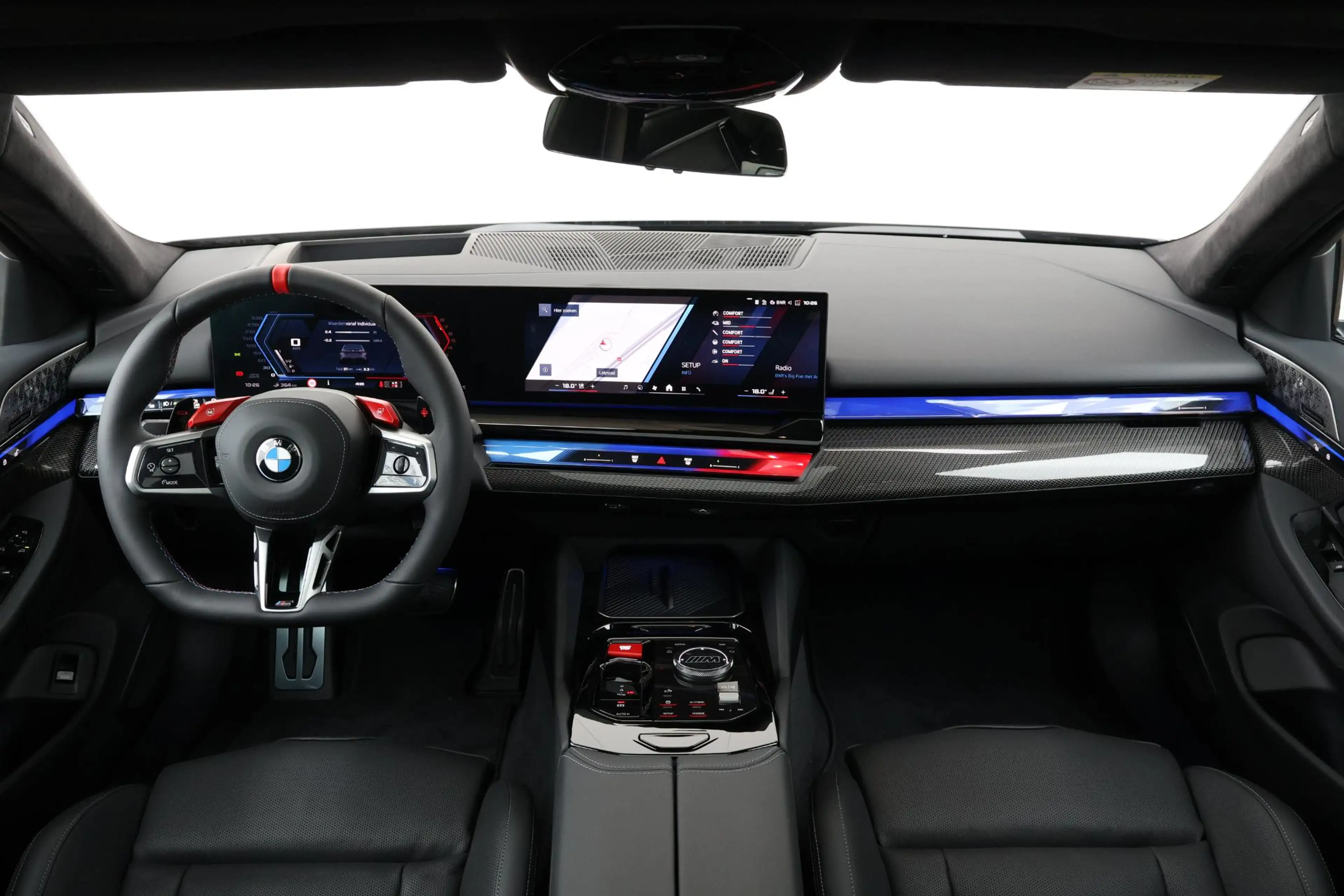 BMW M5 5 Serie Sedan M-Driverspack / Trekhaak / Panoramad — photo 12