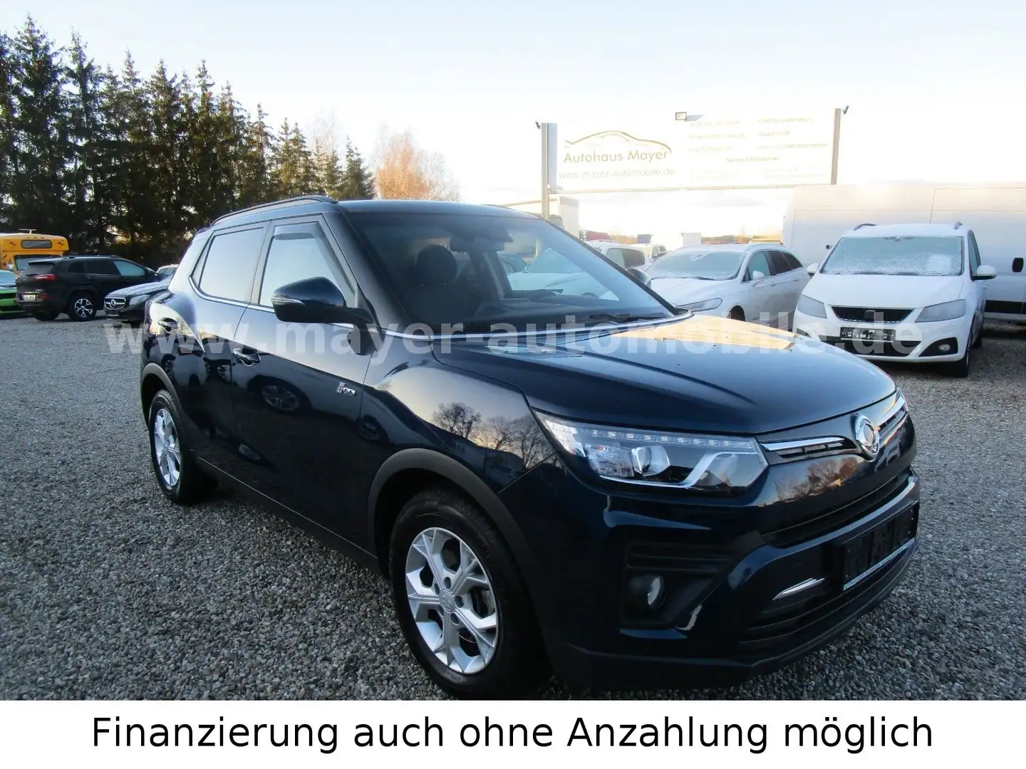SsangYong Tivoli Quartz 2WD*Navi*Kamera*Apple*DAB*Top* Schwarz - 1