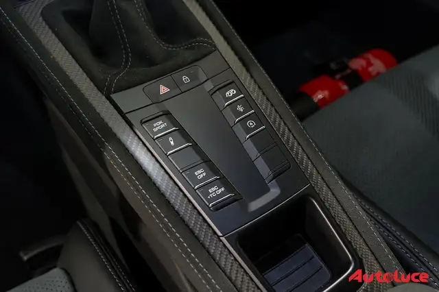 Porsche 718 Cayman view 12