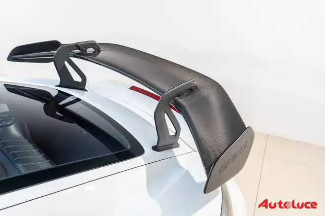 Porsche 718 Cayman view 15