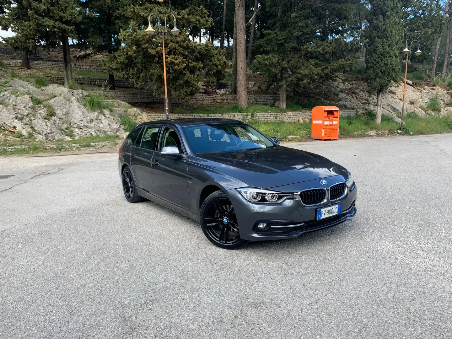 BMW 318 318d Touring xdrive Sport Grigio - 1