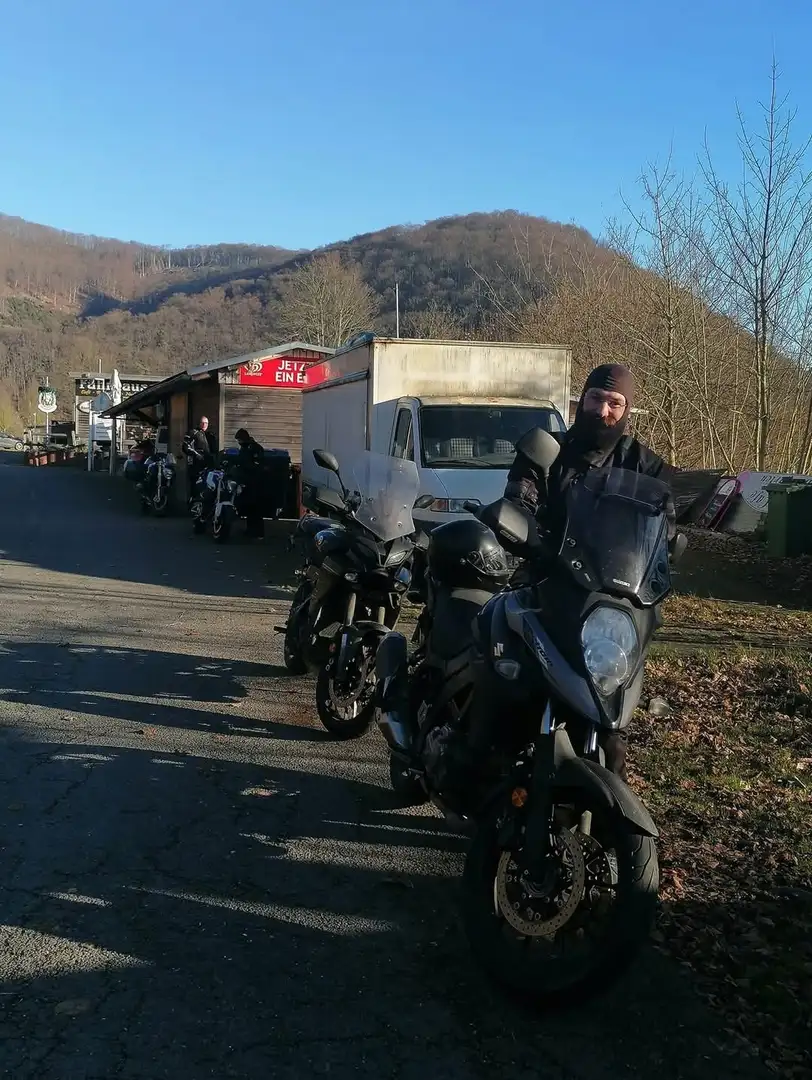 Suzuki V-Strom 650 Negro - 1