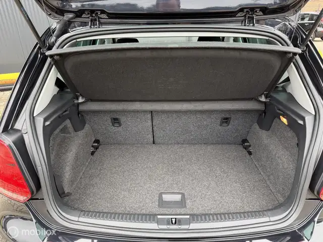 Volkswagen Polo view 20