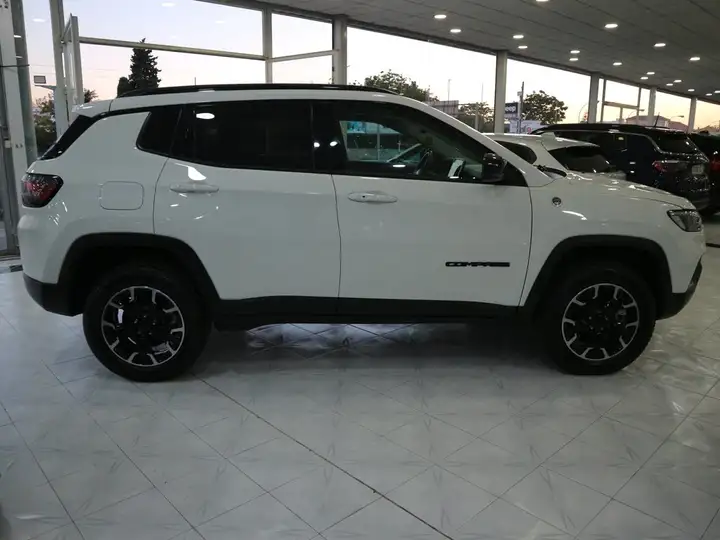 Jeep Compass 1.3 PHEV Trailhawk AT AWD 2022, foto 8