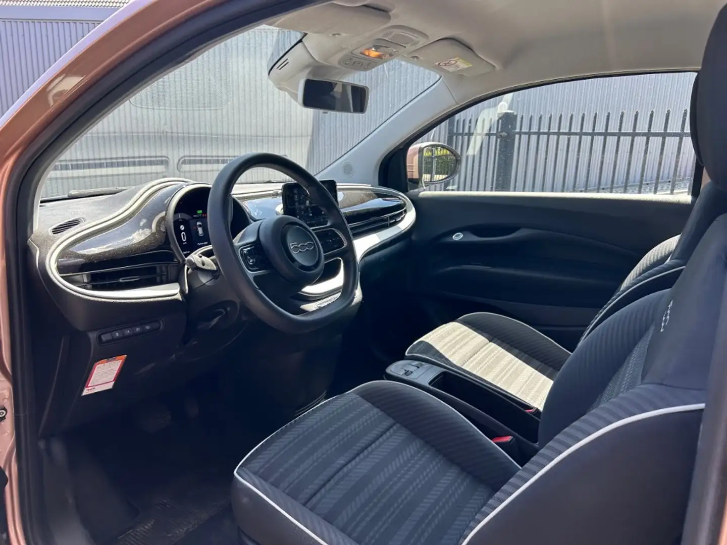 Fiat 500e Passion 42 kWh 1e eigenaar Cruise Carplay Android Rood - 2