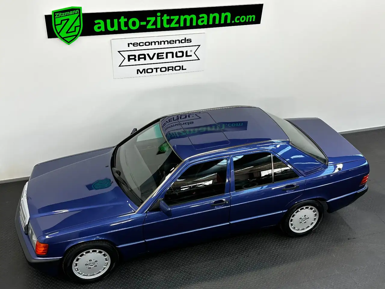 Mercedes-Benz 190 E 2.3 /AVANTGARDE AZZURRO/LIMITED 1 OF 950, foto 3
