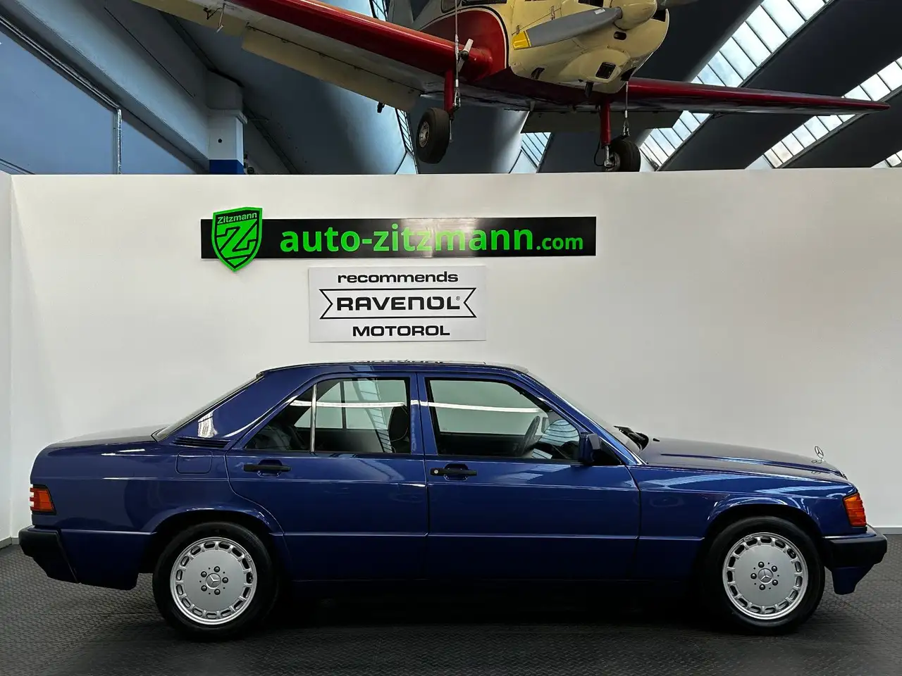 Mercedes-Benz 190 E 2.3 /AVANTGARDE AZZURRO/LIMITED 1 OF 950, foto 1