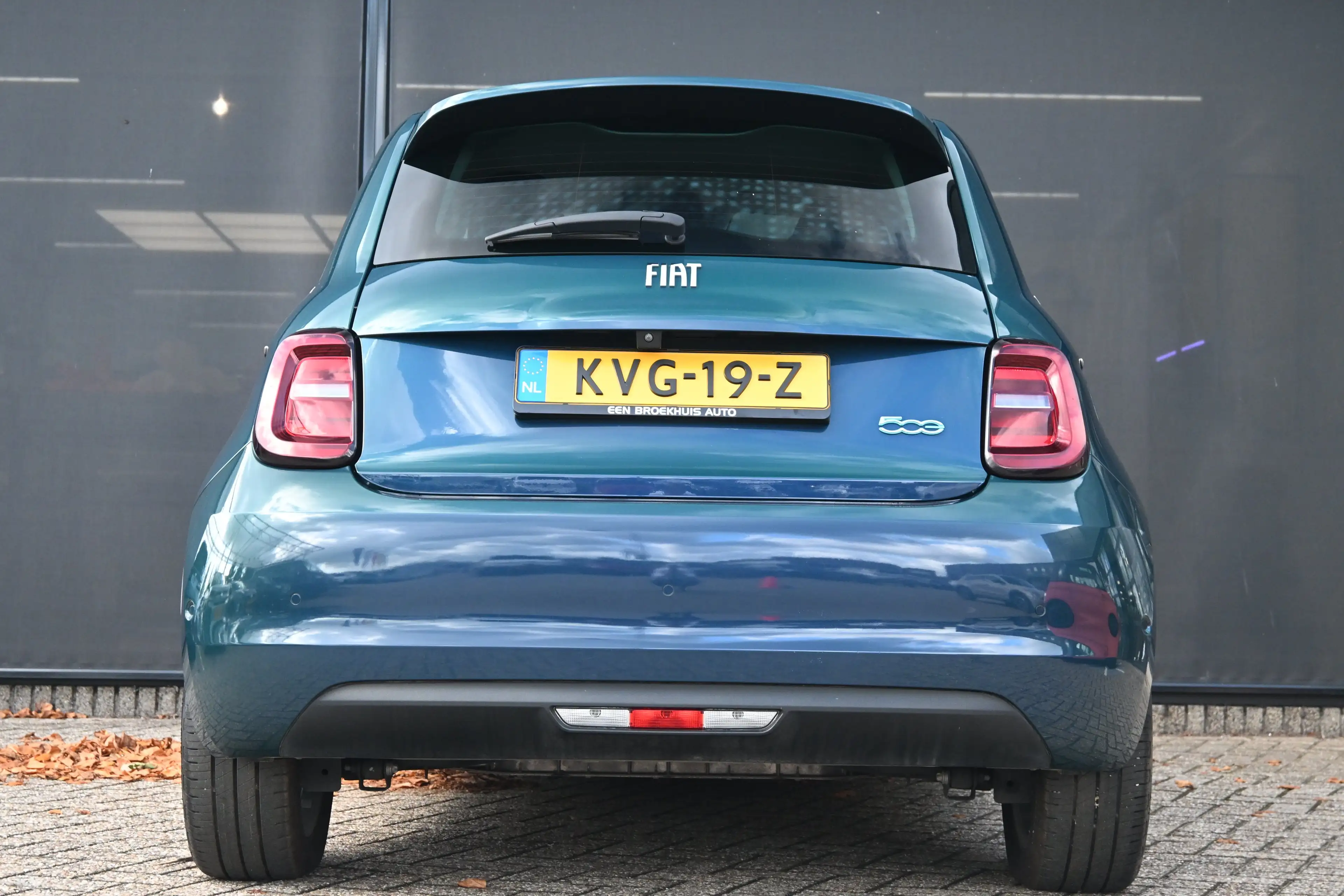 Fiat 500e Icon 42kWh 97,65%SOH! | Navi by App | Achteruitrij — photo 6