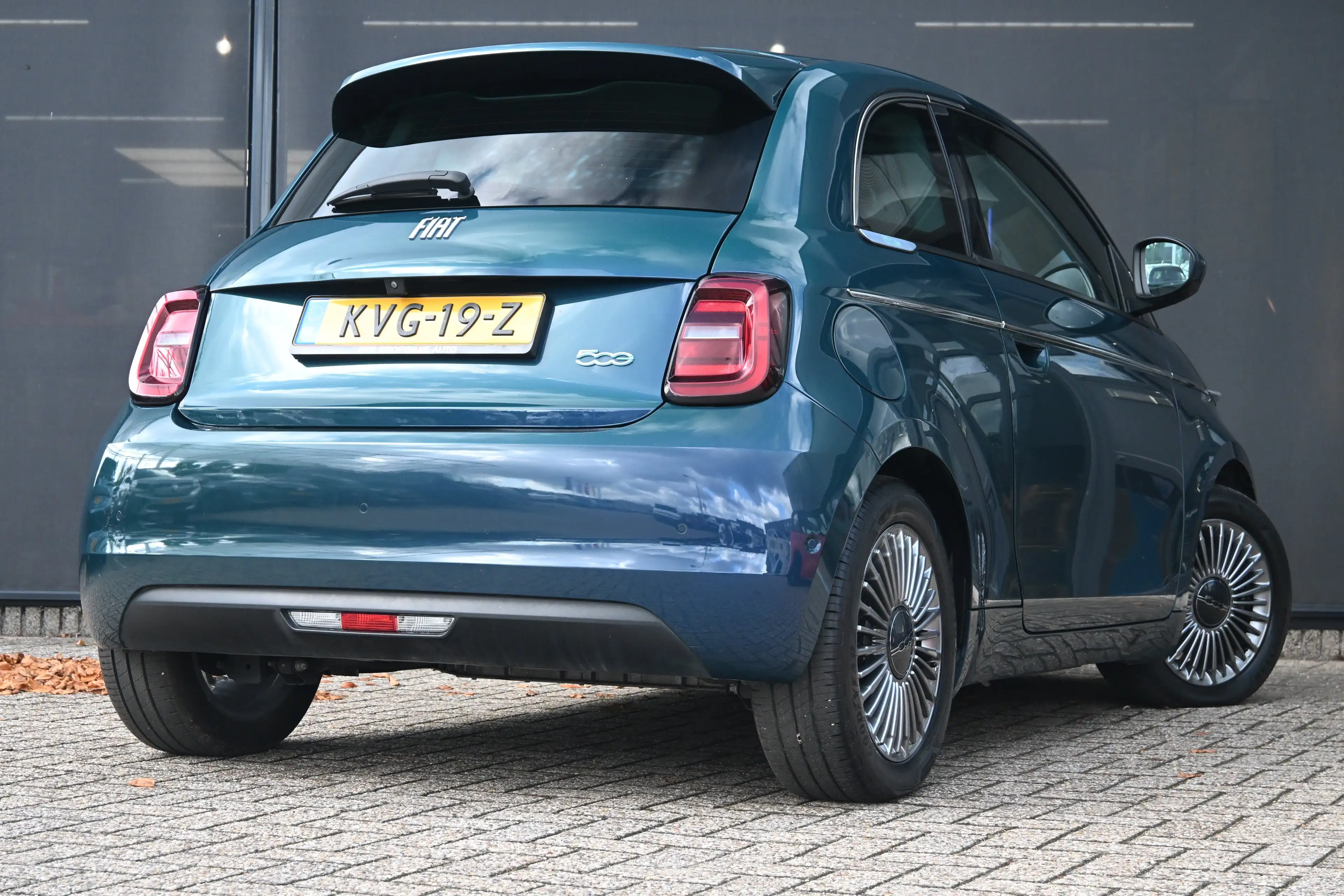 Fiat 500e Icon 42kWh 97,65%SOH! | Navi by App | Achteruitrij — photo 3