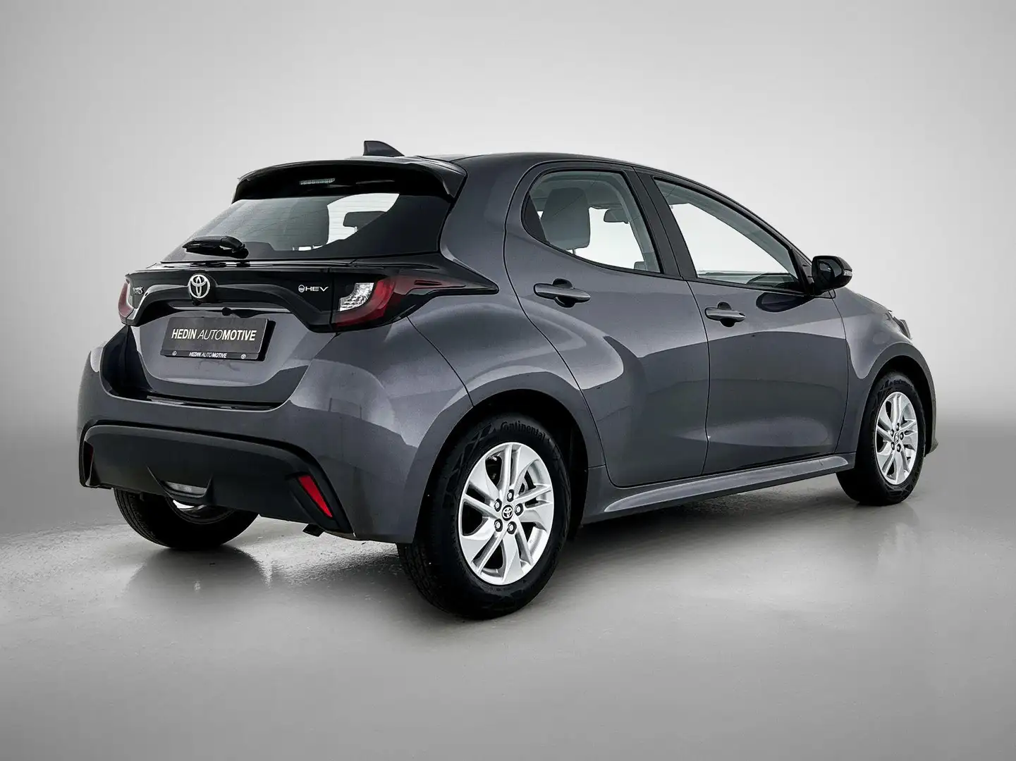 Toyota Yaris 1.5 VVT-i Hybrid 85kW Dynamic e-CVT - 2