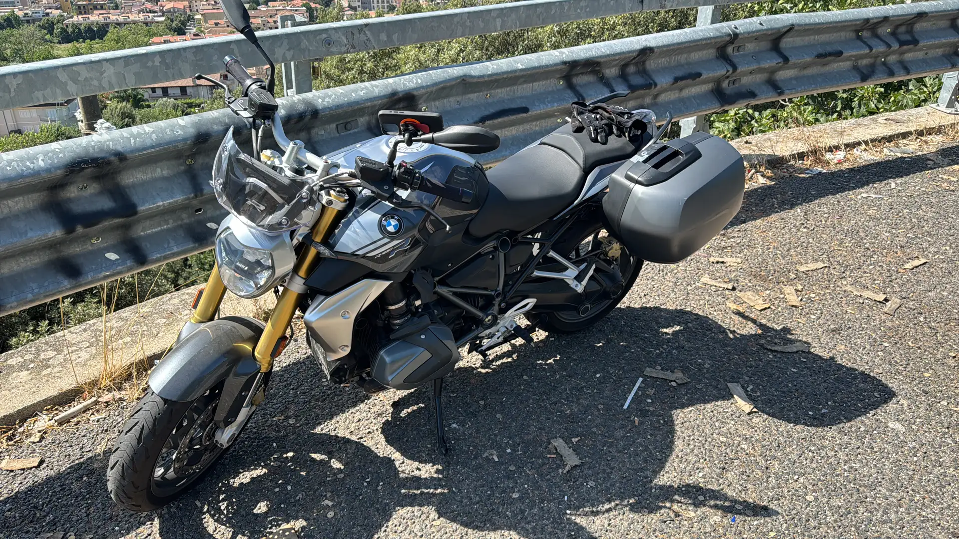 BMW R 1250 R triple black - 2