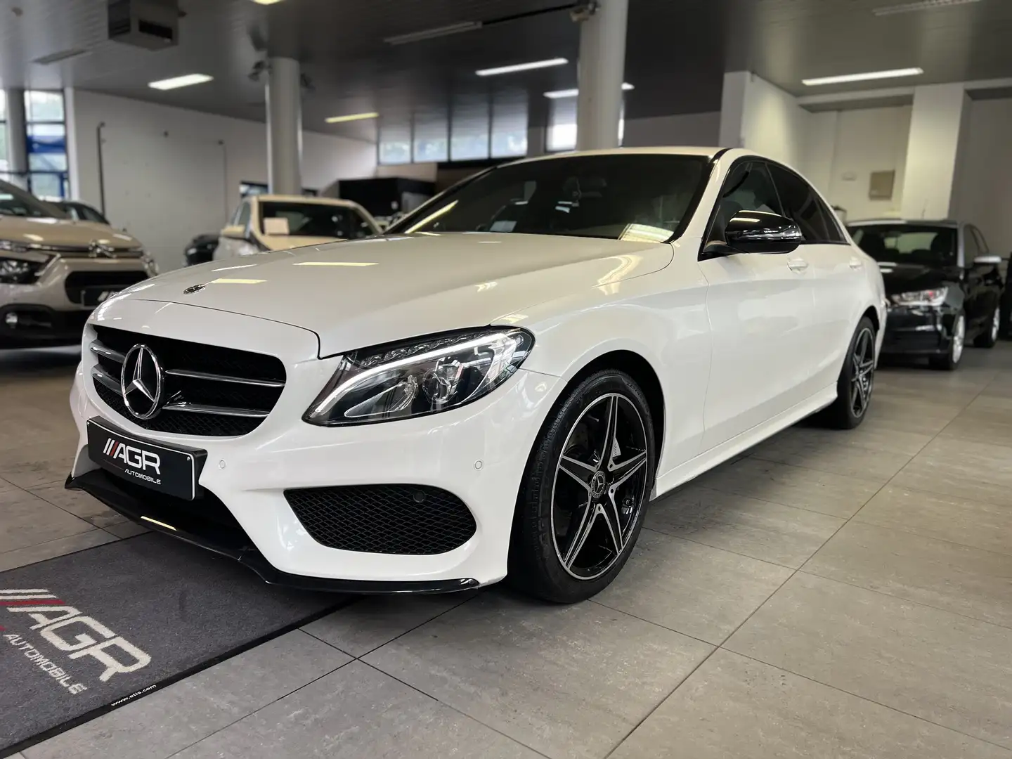 Mercedes-Benz C 180 CLASSE C PACK AMG ETAT NEWWW ✅✅✅ Blanc - 2