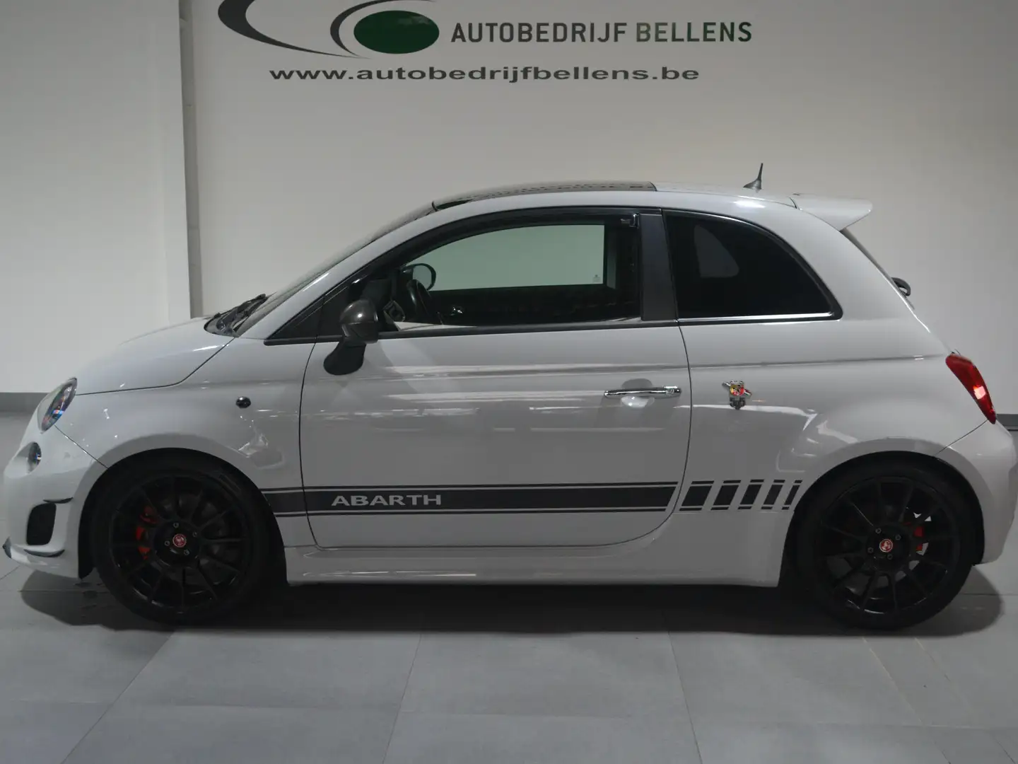 Fiat 595 Abarth 1.4 l /SPORTUITLAAT / RECARO SEATS / PANO / TOPST. Grau - 1