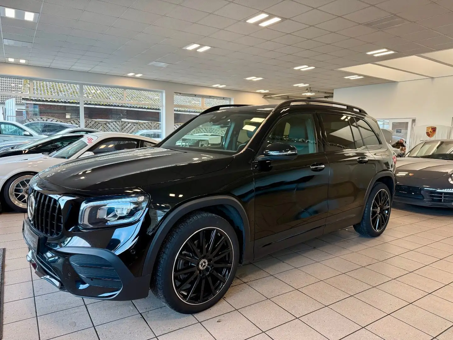 Mercedes-Benz GLB 220 d AMG DISTRONIC/20Zoll/AHK/Kamera Noir - 2
