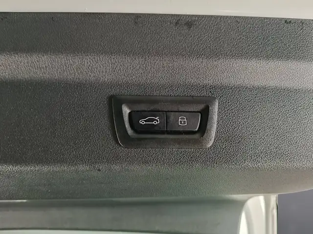 BMW X2 view 15