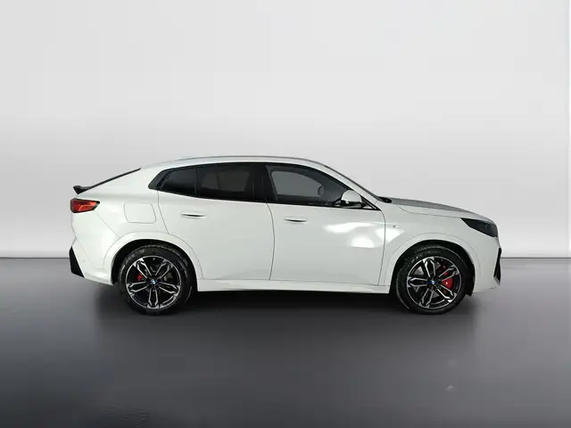 BMW X2 view 3