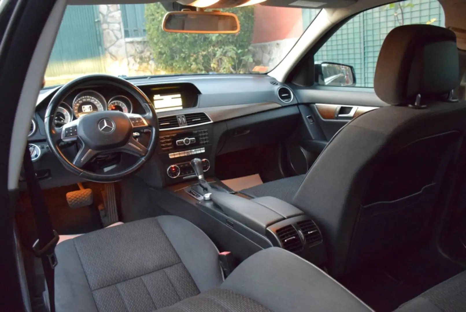 Mercedes-Benz C 180 Estate BE Elegance 7G (9.75) Schwarz - 1
