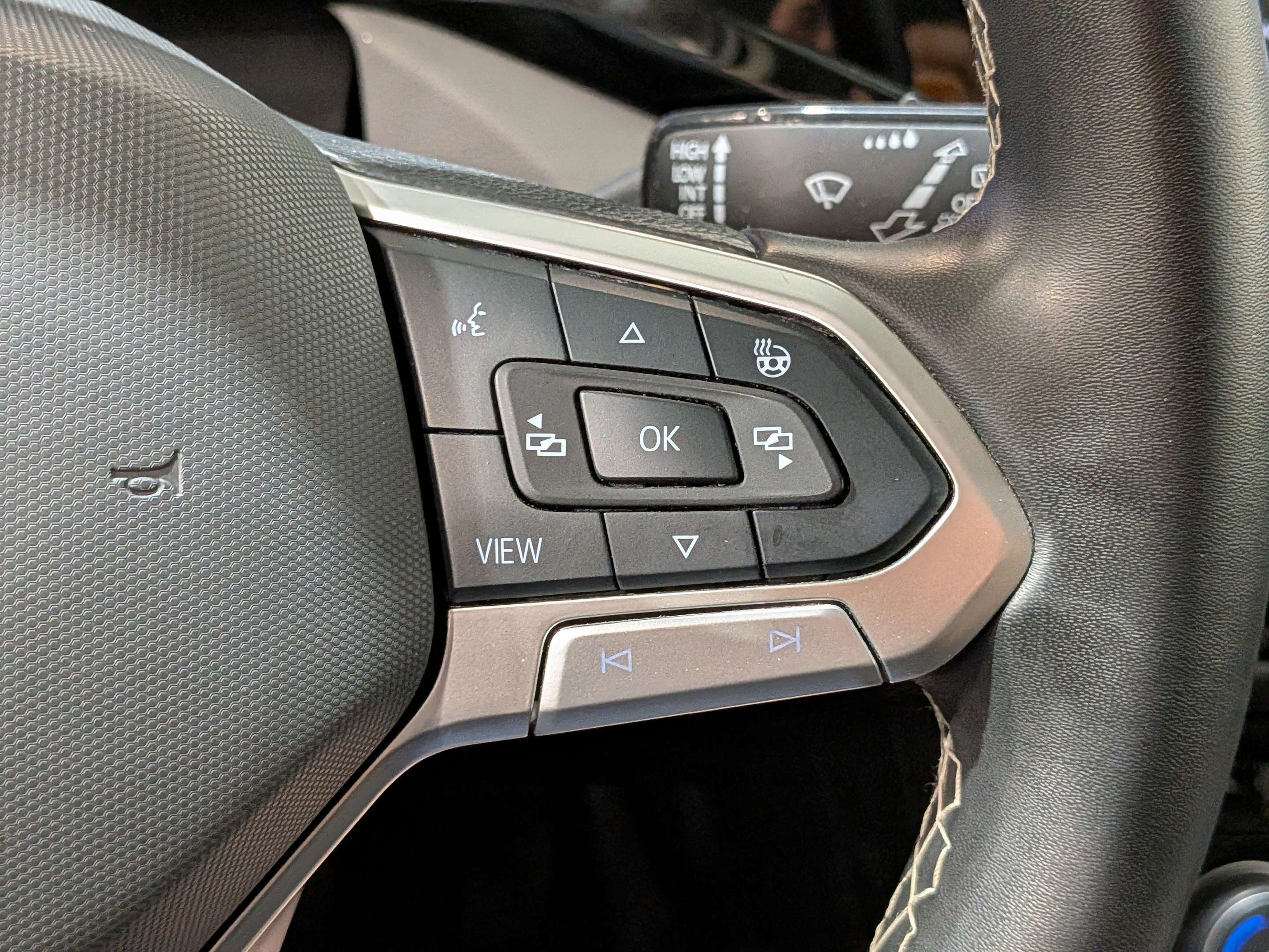 Volkswagen Taos 2023