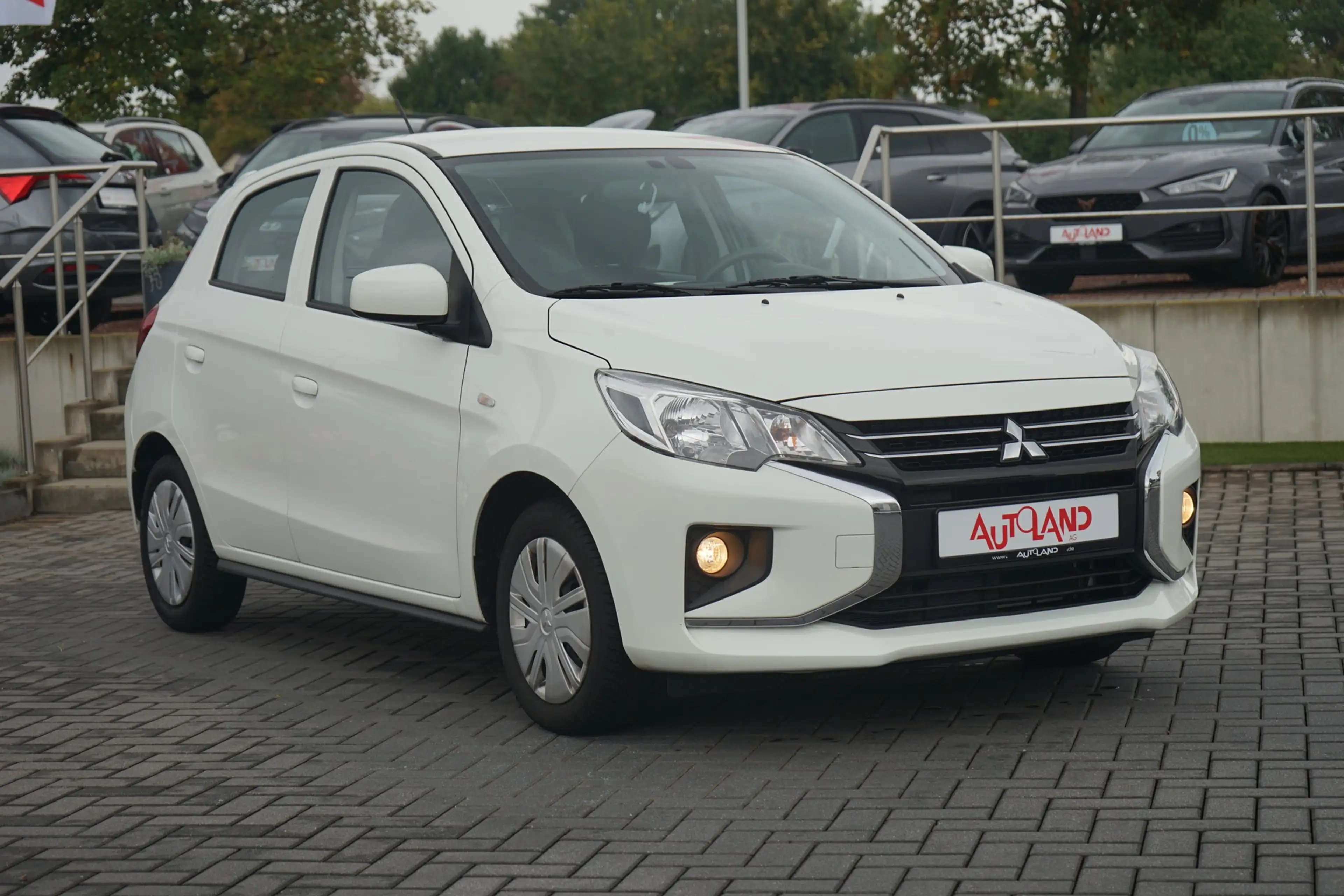 Mitsubishi Space Star 1.2 Select DAB Klima Bluetooth — photo 4