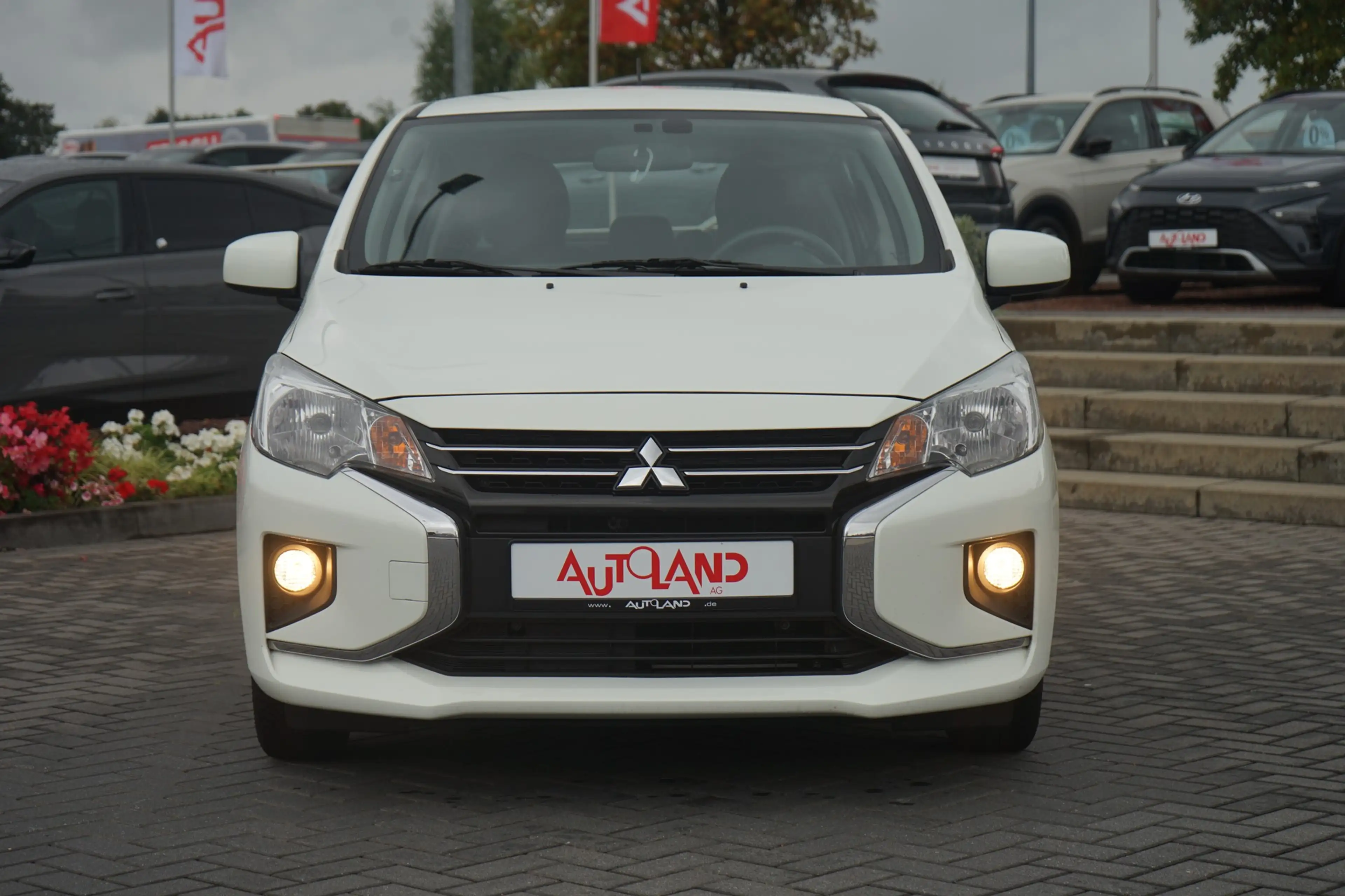 Mitsubishi Space Star 1.2 Select DAB Klima Bluetooth — photo 3
