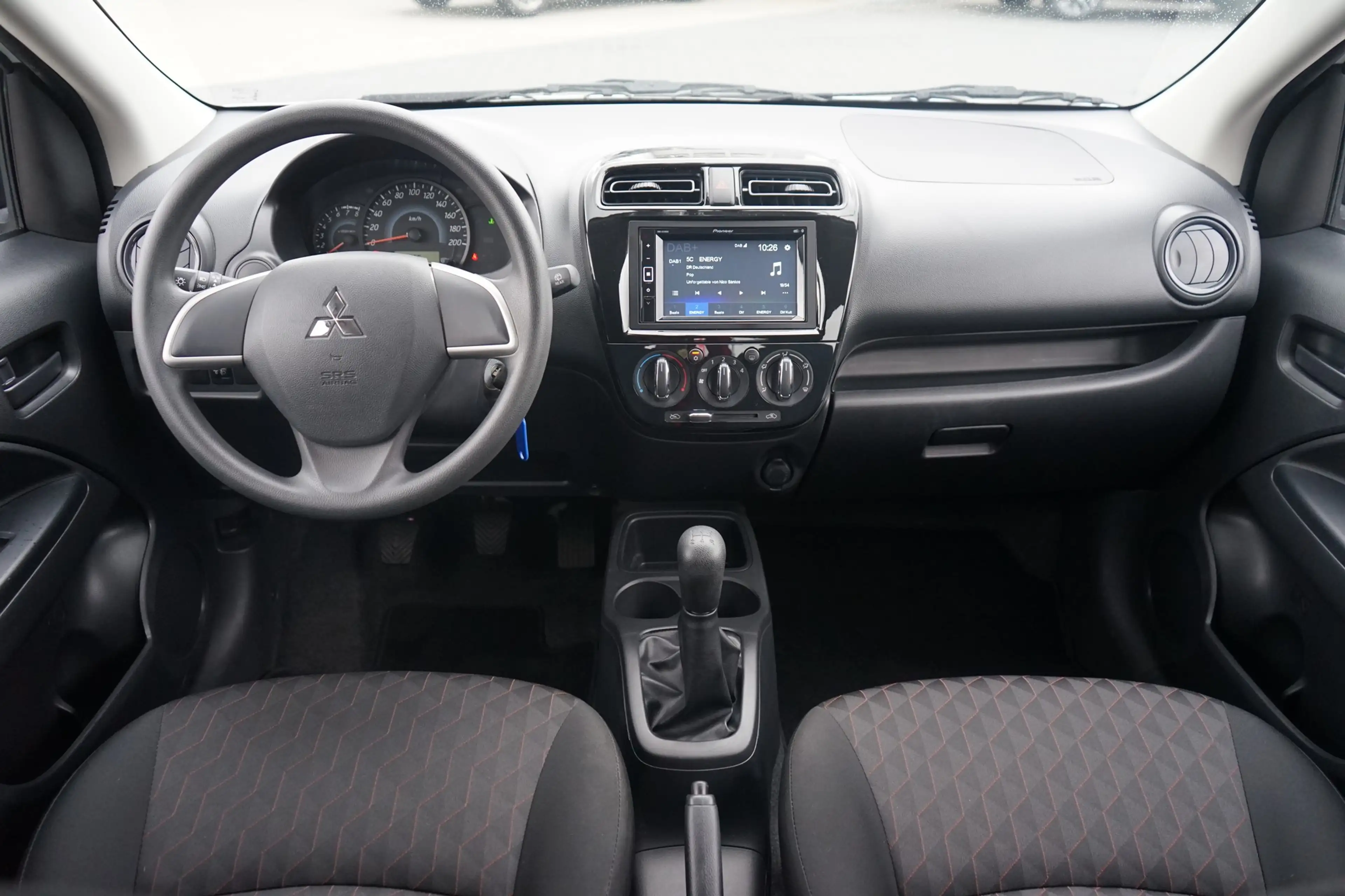 Mitsubishi Space Star 1.2 Select DAB Klima Bluetooth — photo 14