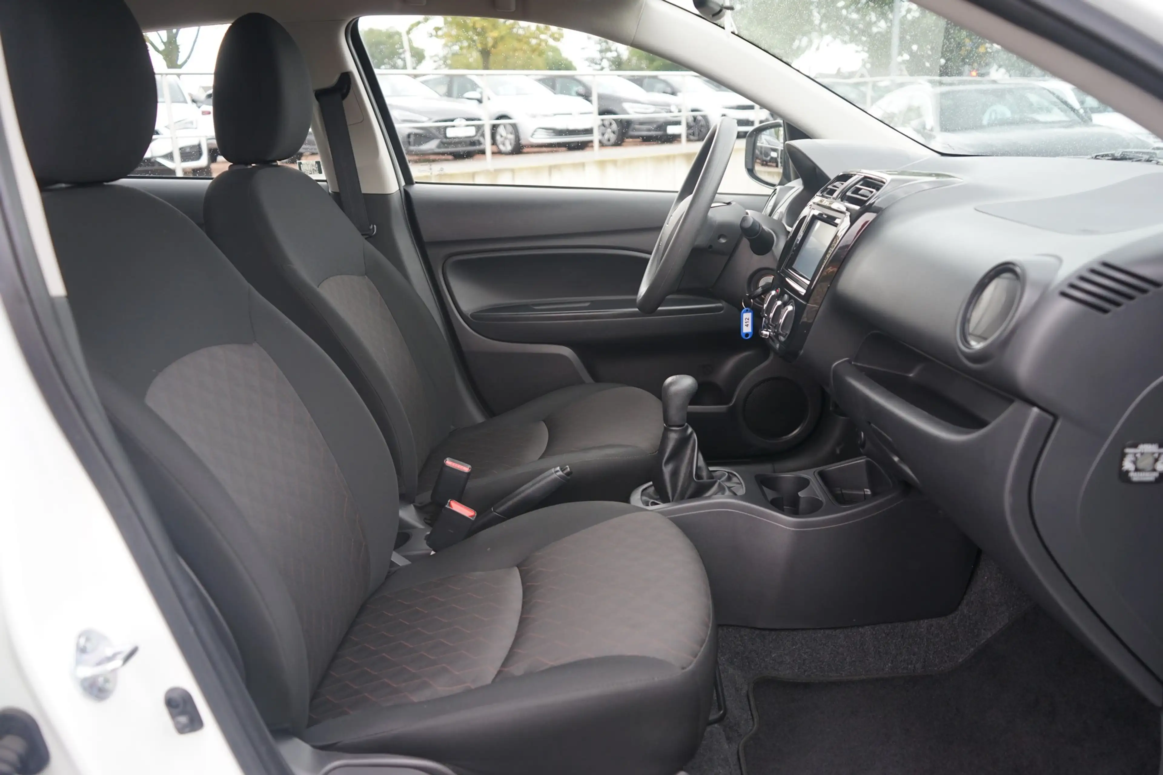 Mitsubishi Space Star 1.2 Select DAB Klima Bluetooth — photo 12