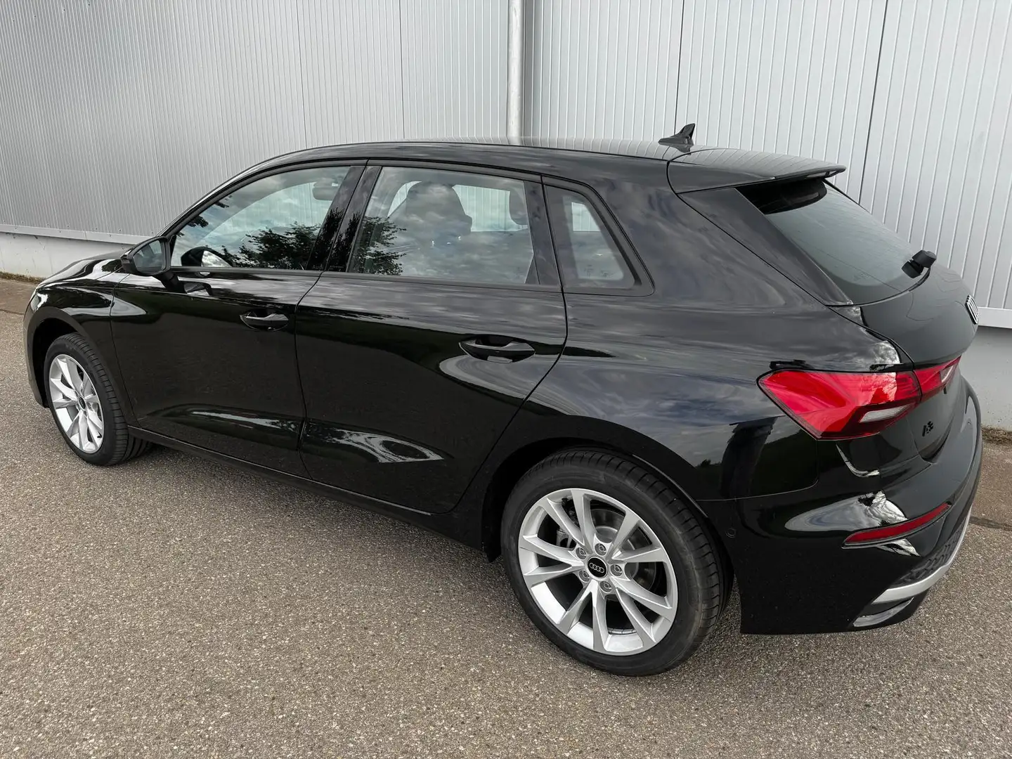 Audi A3 TFSI 110 kW 1.5TFSI S-Tronic 110 kW (150 PS), A... Schwarz - 2