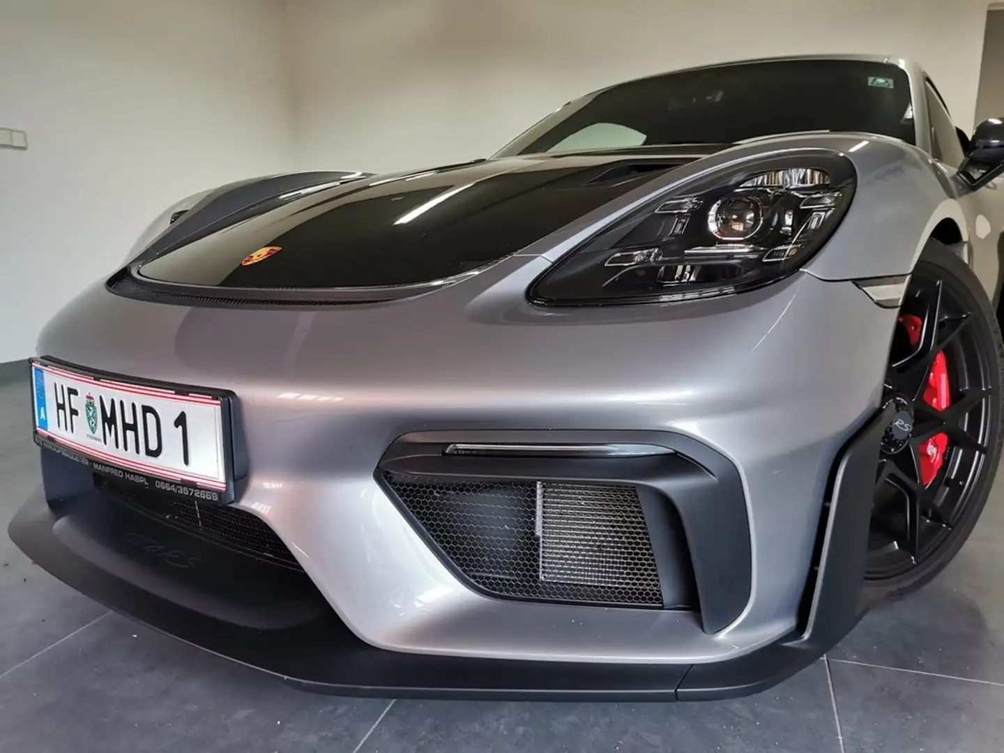 Porsche Cayman -GT4 RS Weissach Clubsport,LED schwarz,Approved Silber - 1