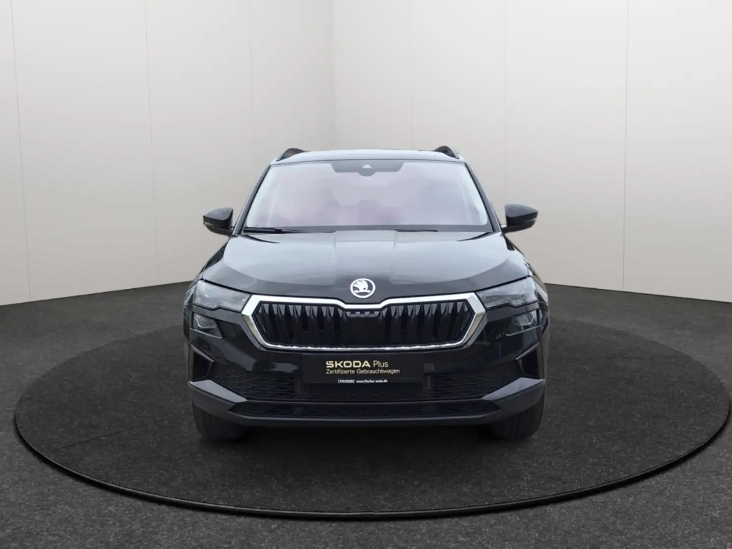 Skoda Karoq 1.5TSI DSG Selection Matrix Navi Rear View ACC Vor Schwarz - 2