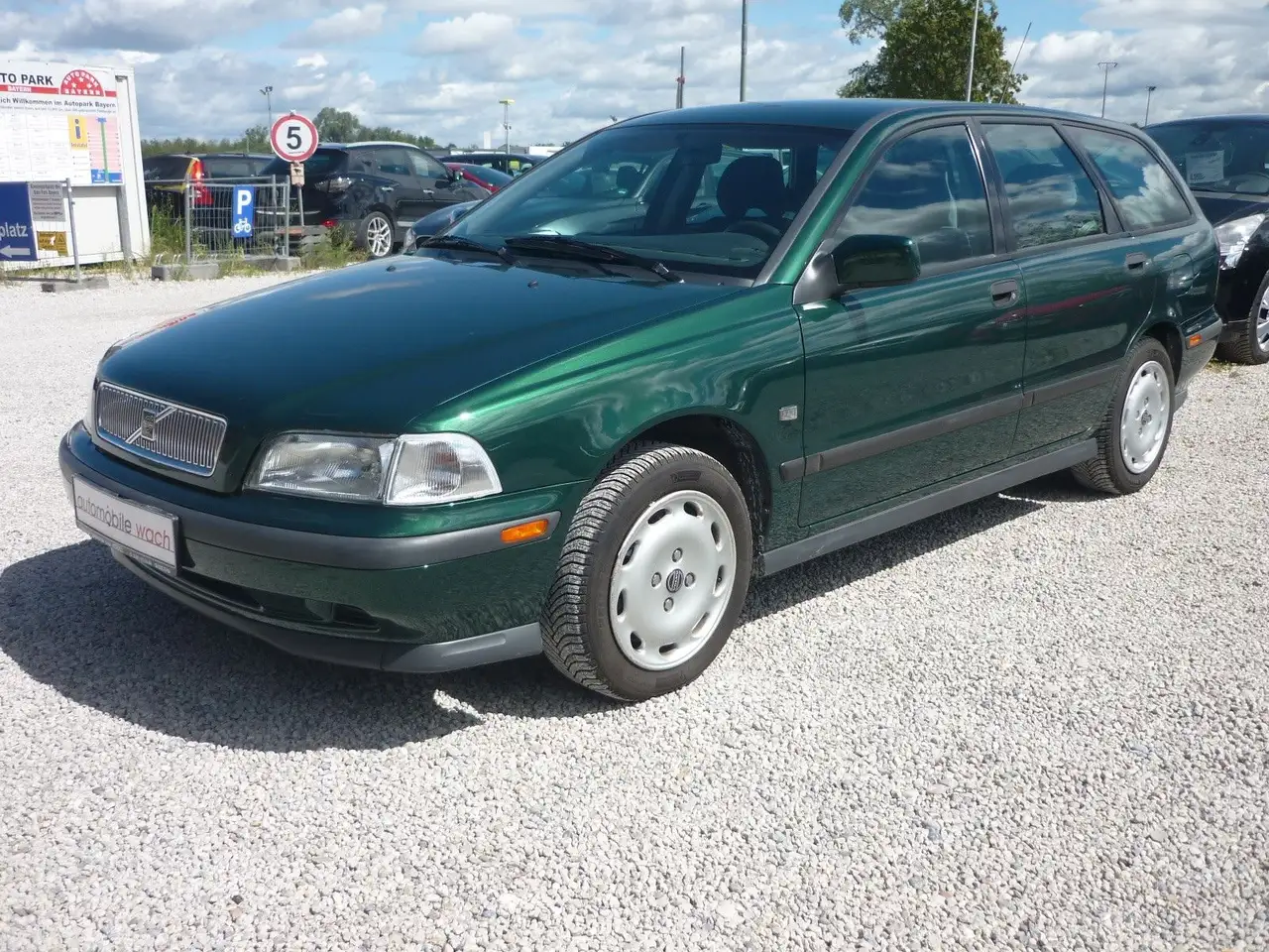 Volvo V40