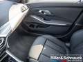 BMW 320 d Touring xDrive M-Sport PANO 360° STANDHZ Rot - thumbnail 16