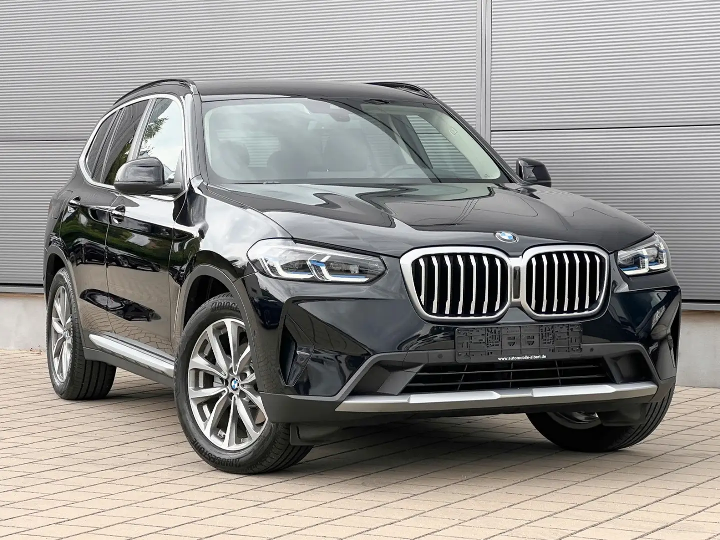 BMW X3 xDrive 20d*HUD*Laser*AHK*DrivAss*Standheizung Schwarz - 1