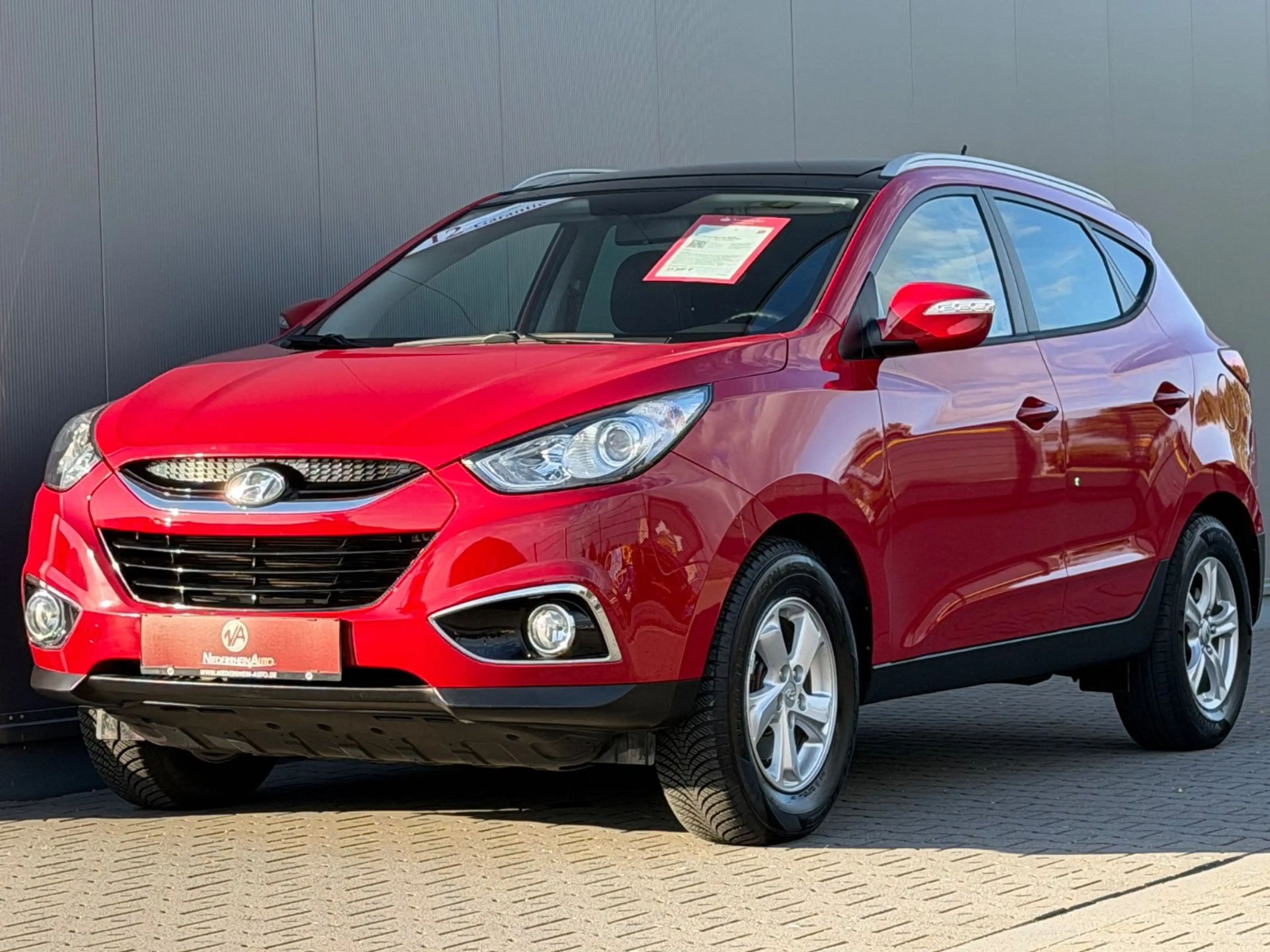 Hyundai iX35 Style Aut.Navi+Kam PanoKeyGo 1.Hand 67000km