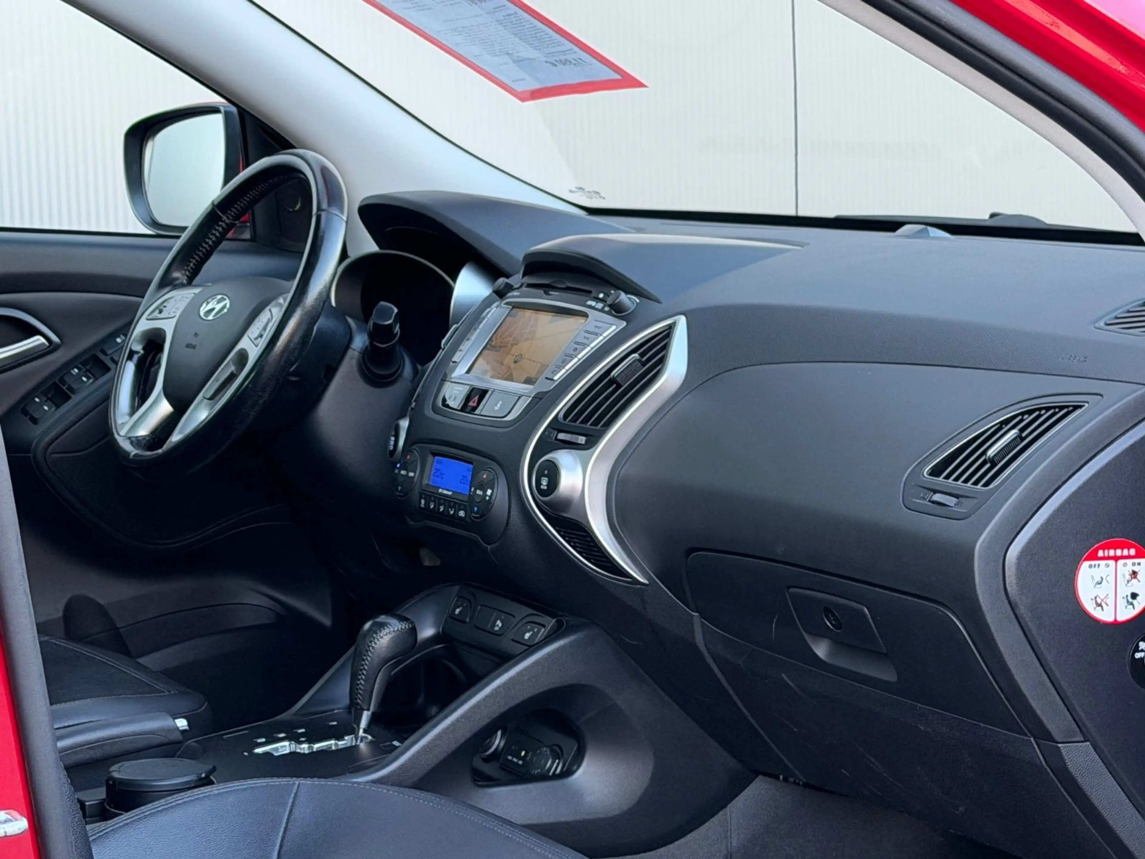 Hyundai iX35 Style Aut.Navi+Kam PanoKeyGo 1.Hand 67000km — photo 7