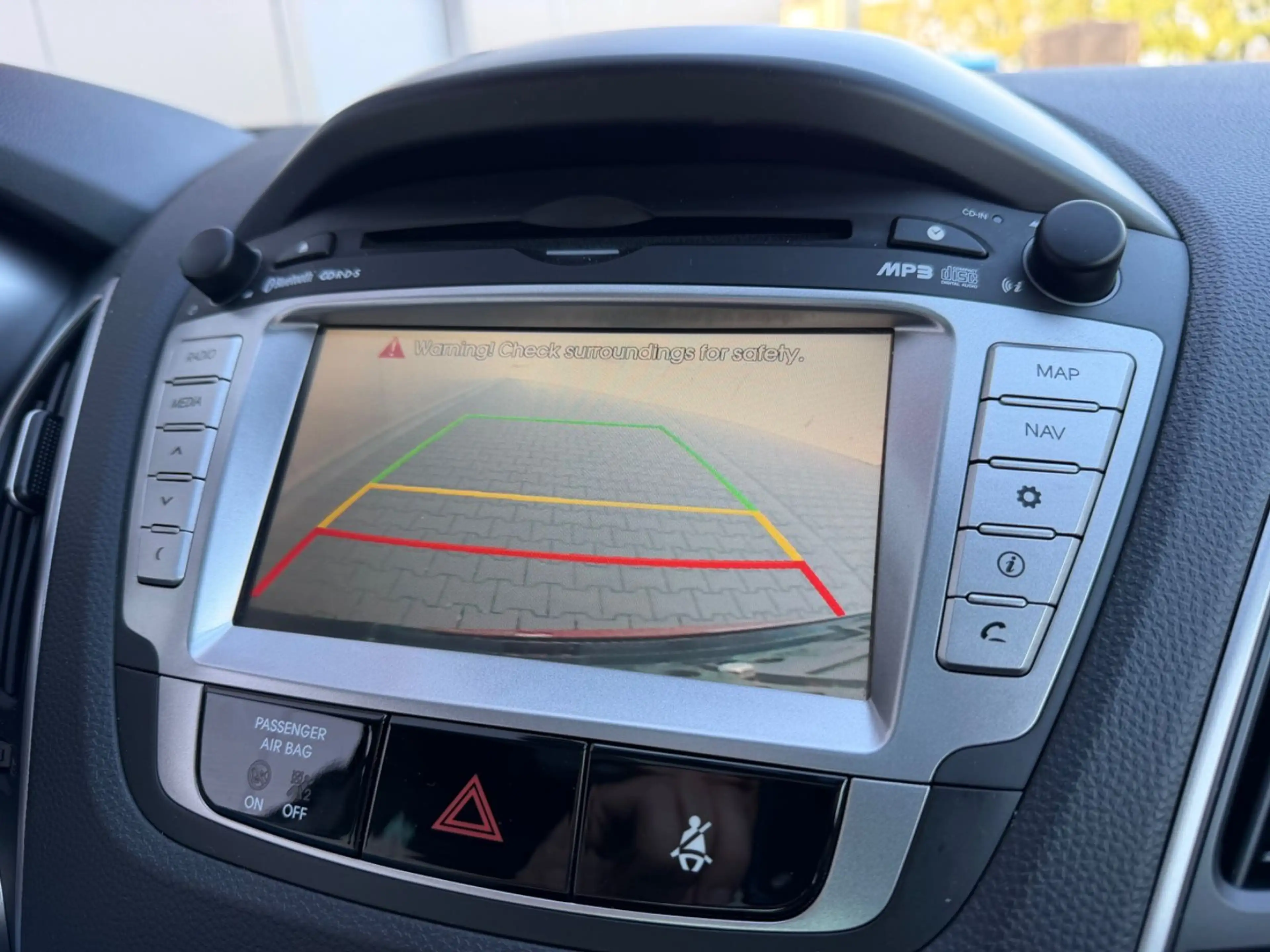 Hyundai iX35 Style Aut.Navi+Kam PanoKeyGo 1.Hand 67000km — photo 14
